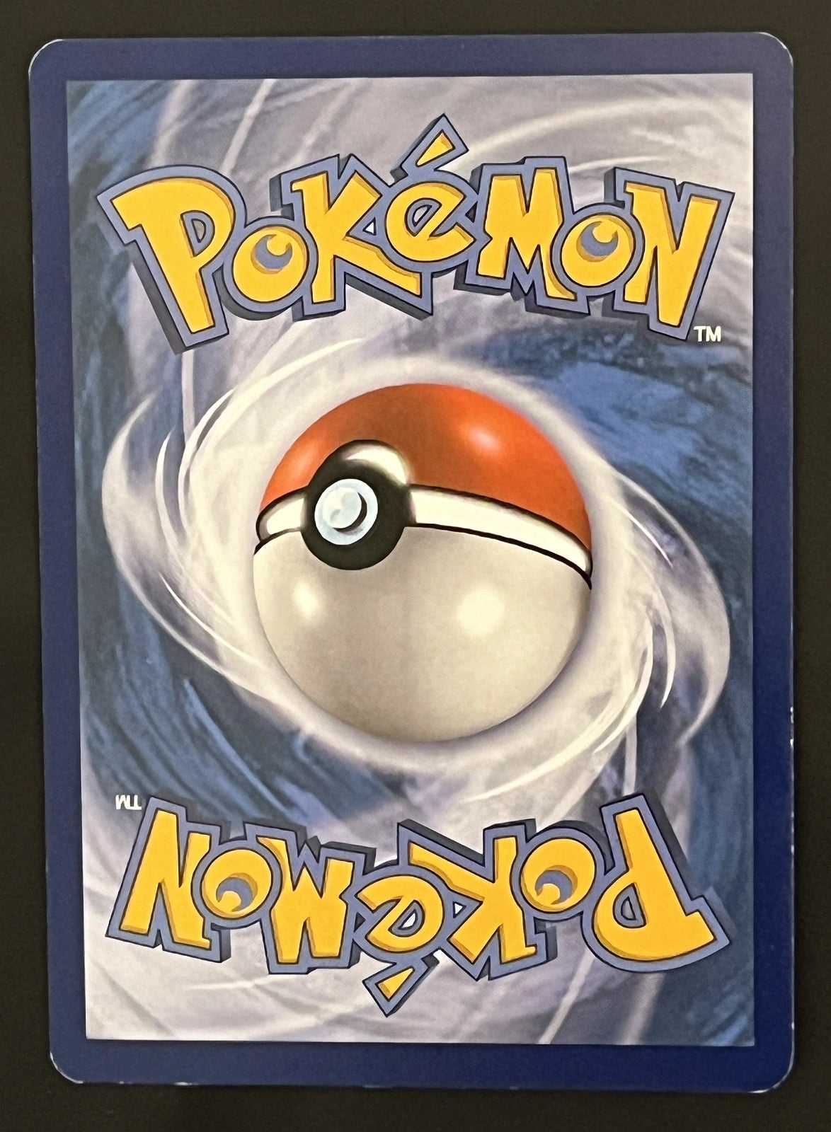 Pikachu Surfeur 111/108
