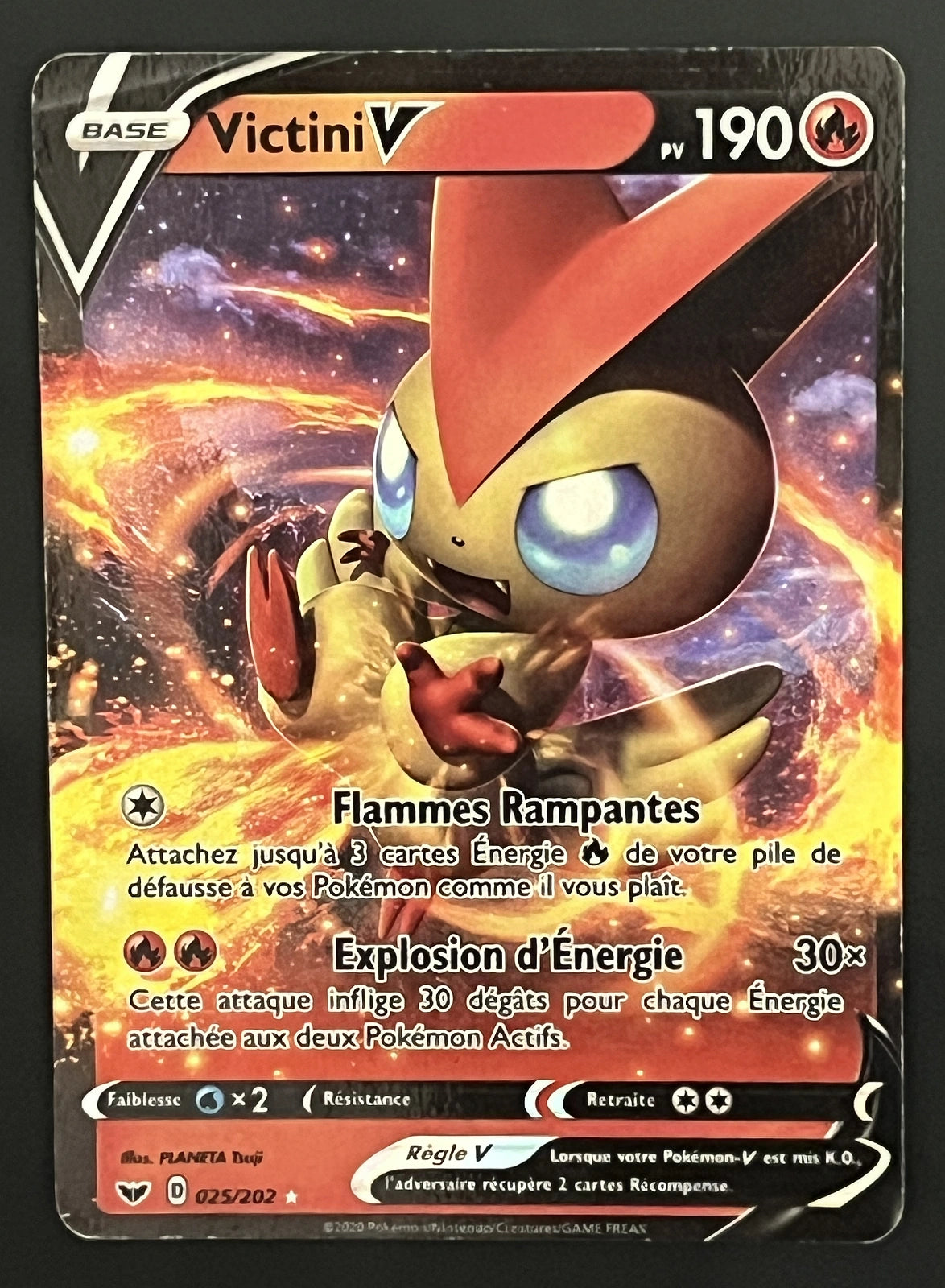 Victini V 025/202