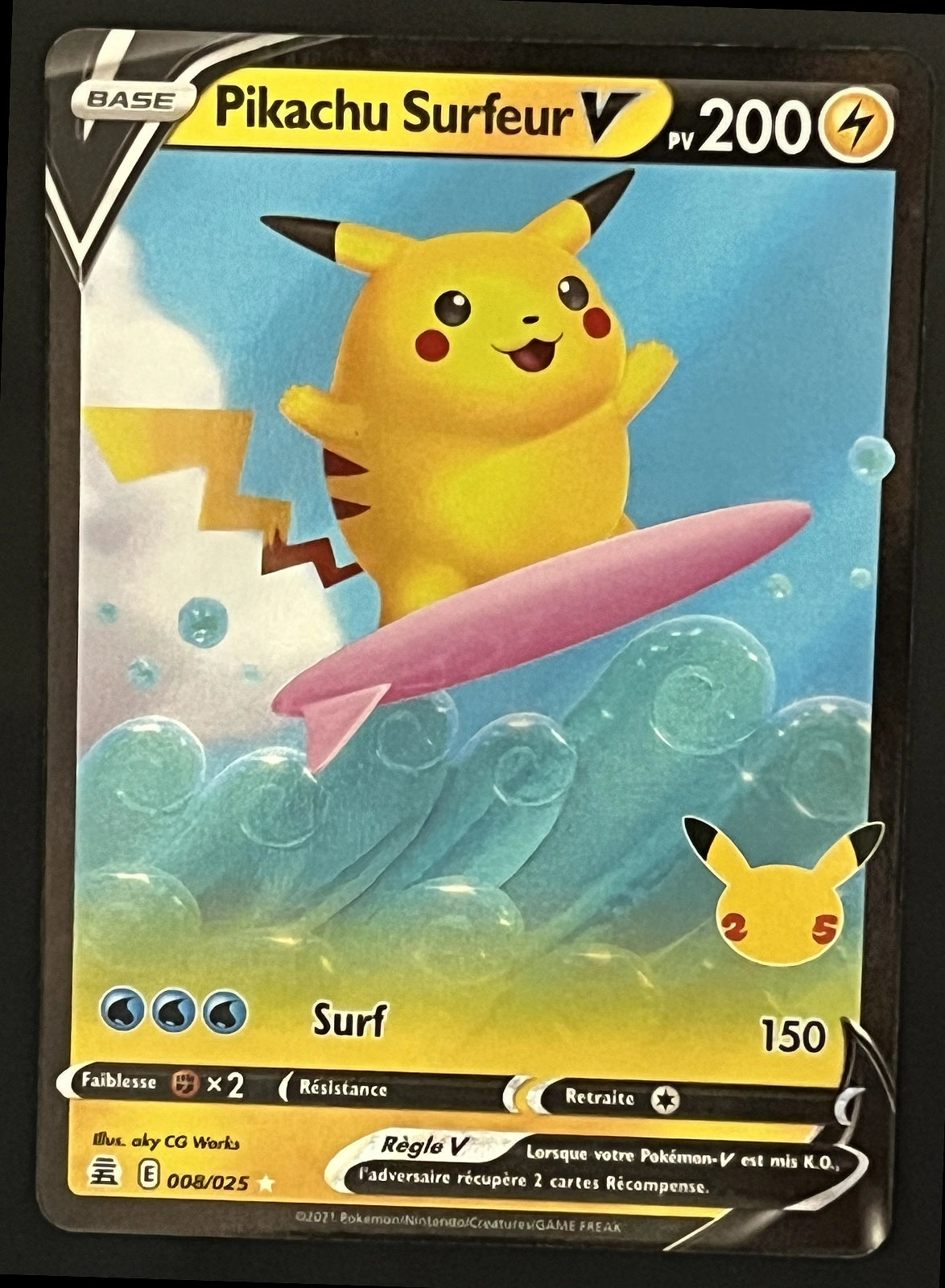 Pikachu Surfeur V 008/025